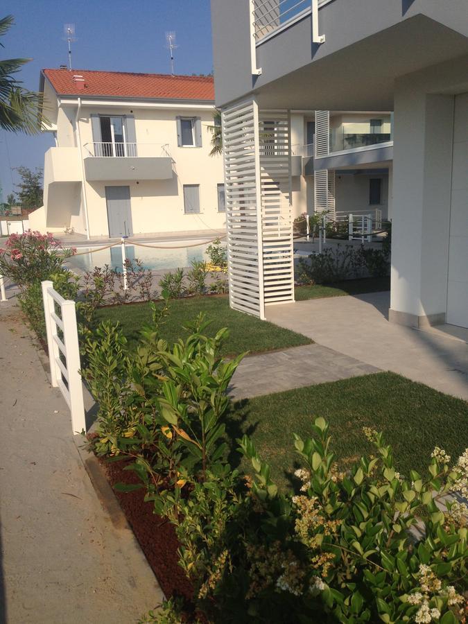 Appartment Sunset ลิโดดิเยโซโล ภายนอก รูปภาพ