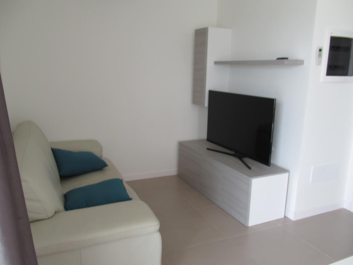Appartment Sunset ลิโดดิเยโซโล ภายนอก รูปภาพ